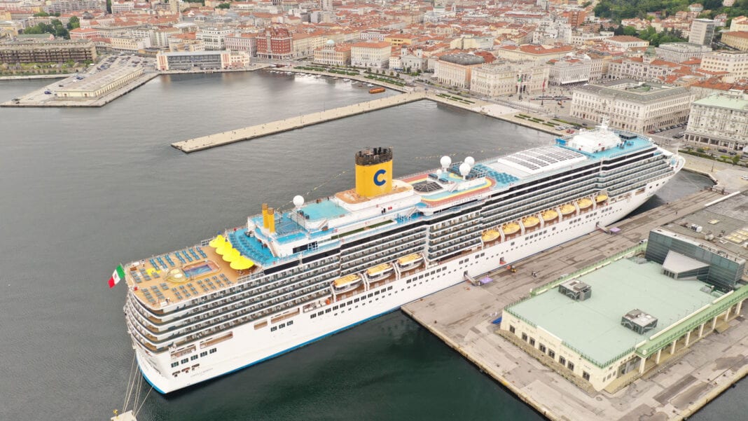 Costa Luminosa im Hafen von Triest. Foto: Costa Kreuzfahrten