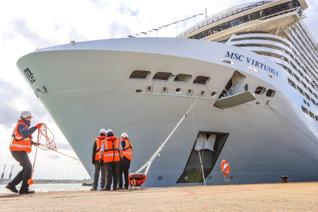 Bald macht die MSC Virtuosa am neuen Horizon Cruise Terminal in Southampton fest. Foto: MSC Cruises, Andrea Sassoli Walker
