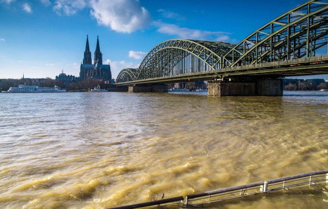 Hochwasser in Köln, Symbolfoto. Foto: © mroersch - stock.adobe.com