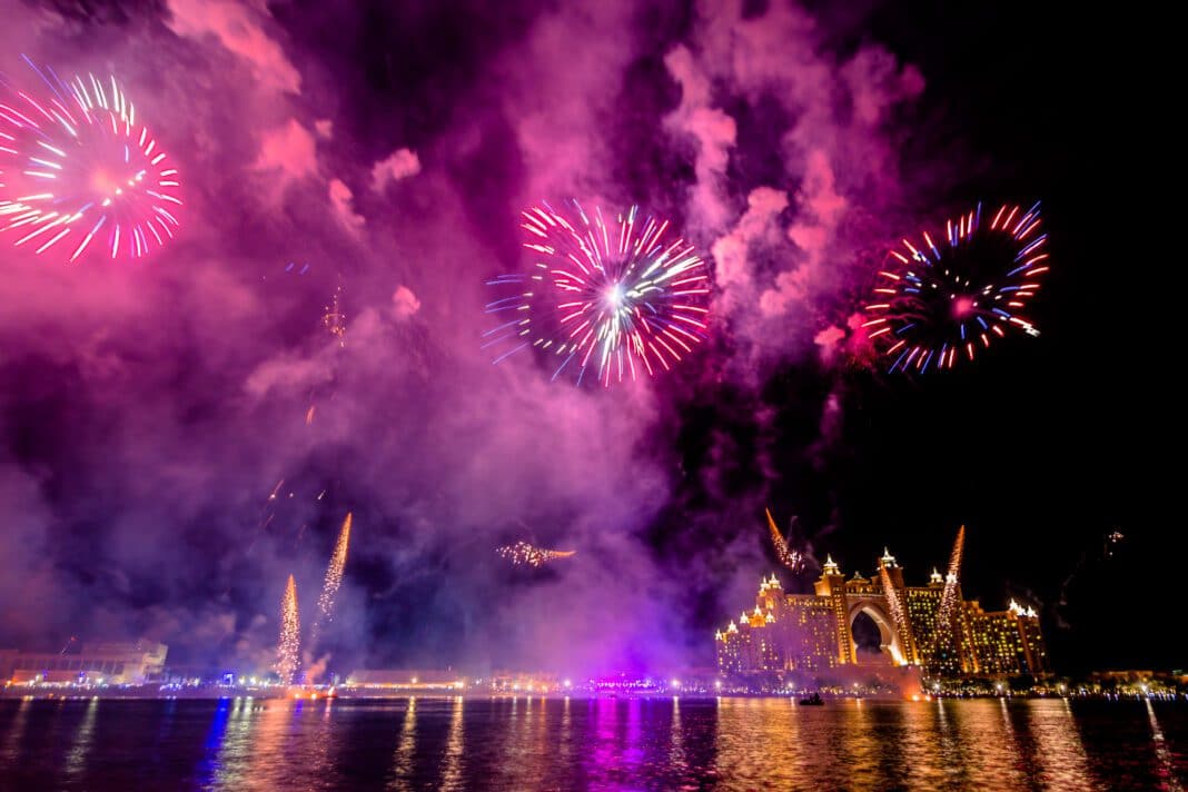 Feuerwerks über Dubais Royal Beach. Foto: © Atlantis, The Palm