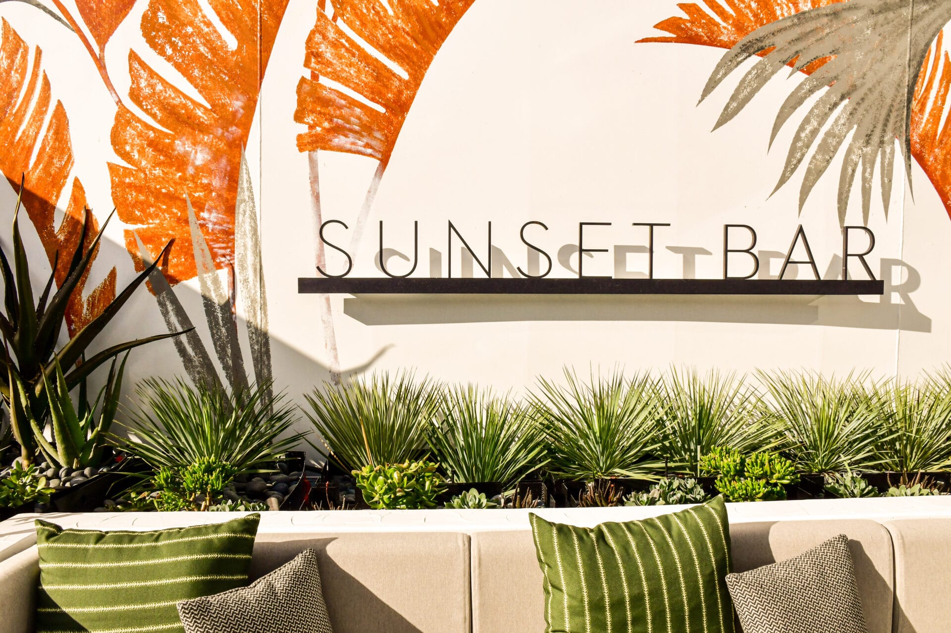 Sunset Bar, Celebrity Beyond, Foto: © CRUCERO / Tobias Lange-Rüb