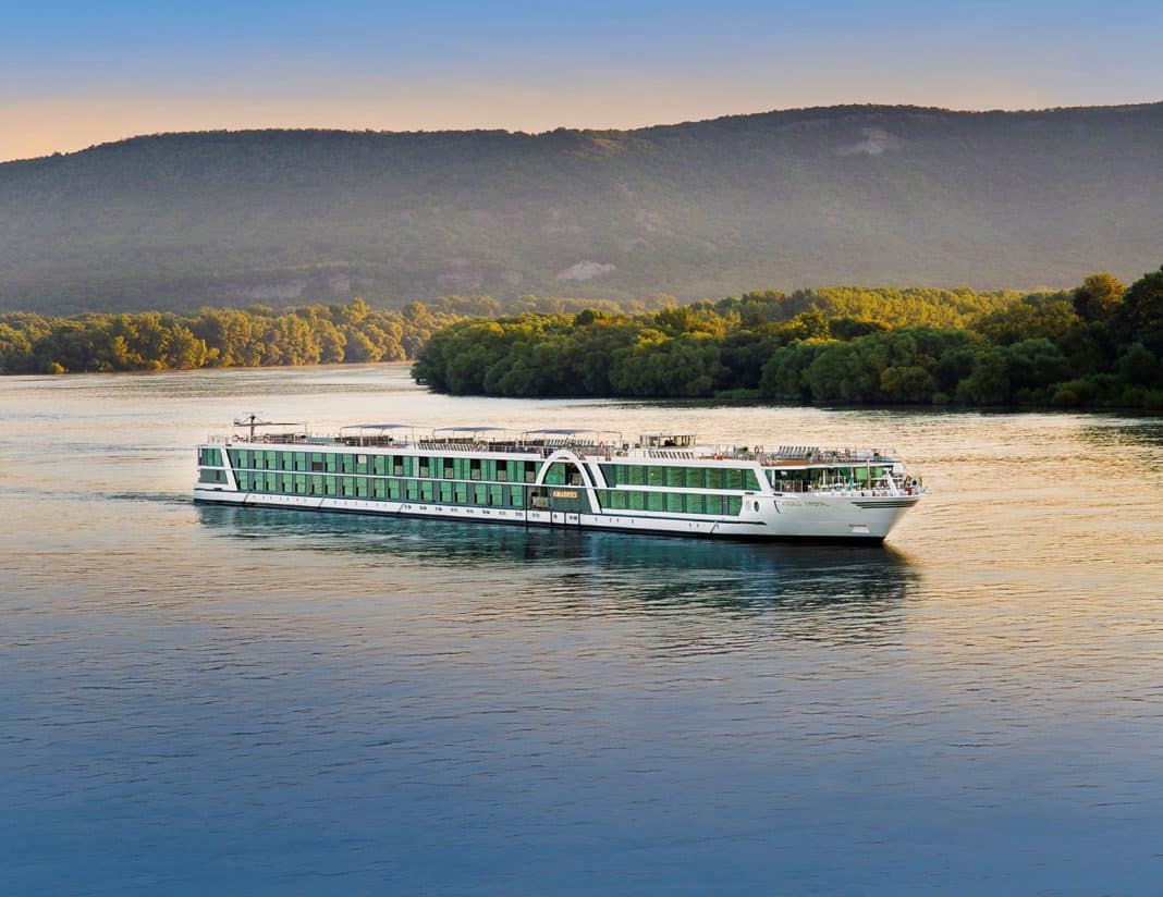 AMADEUS Imperial, 20 Prozent sparen im Herbst und bis zu 150 Euro Bordguthaben bei Winterreisen. Foto: © Amadeus Flusskruezfahrten