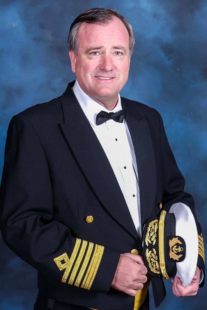 Kapitän Niklas Peterstam, Kapitän der Silver Endeavour,  Foto: © Silversea Cruises
