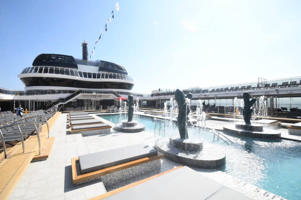 Pooldeck, MSC Euribia, Foto: Tobias Lange-Rüb