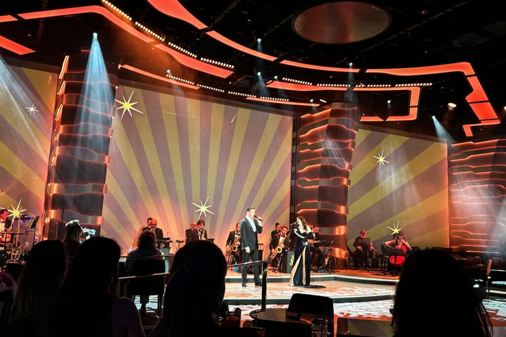 Carousel Lounge, MSC Euribia, Foto: Tobias Lange-Rüb