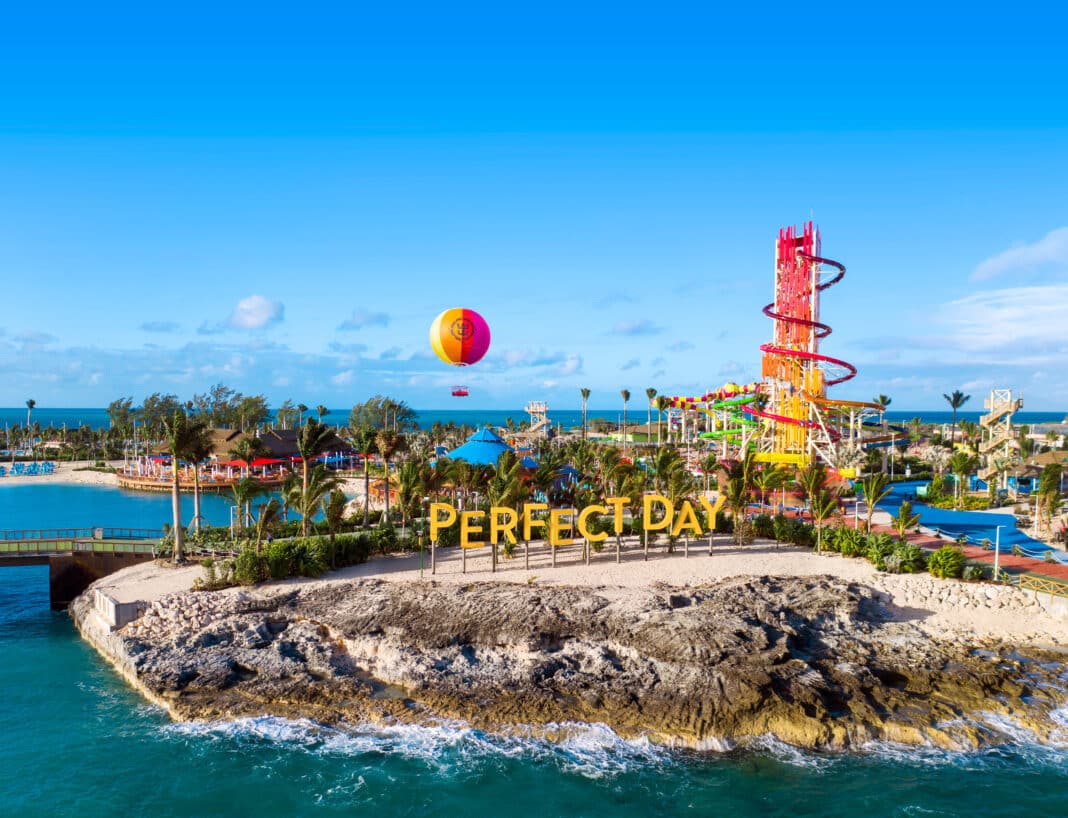 Das neue Programm bietet Celebrity-Gästen erstmals einen Besuch des Perfect Day at CocoCay, der Privatinsel von Royal Caribbean auf den Bahamas. Foto: © Royal Caribbean Group