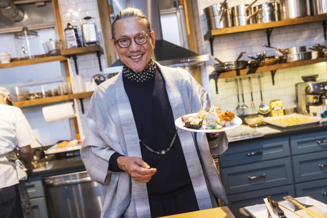 Als Botschafter für diese Initiative konnten Holland America Line den bekannten Küchenchef Masaharu Morimoto gewinnen. Foto: © Holland America Line