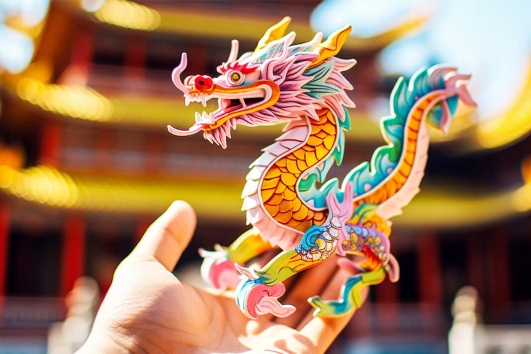 Chinesisches Neujahr, traditioneller asiatischer Drache. Foto: © Melinda Nagy / Adobe Stock