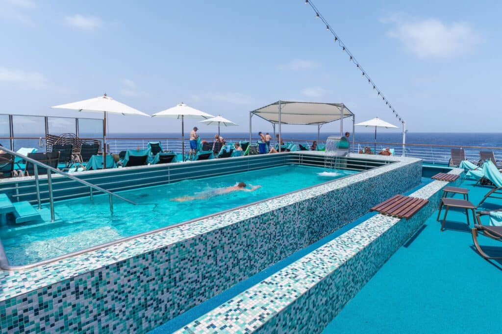 Aussenpool / Apollodeck, Foto: © MS Amera / Phoenix Reisen