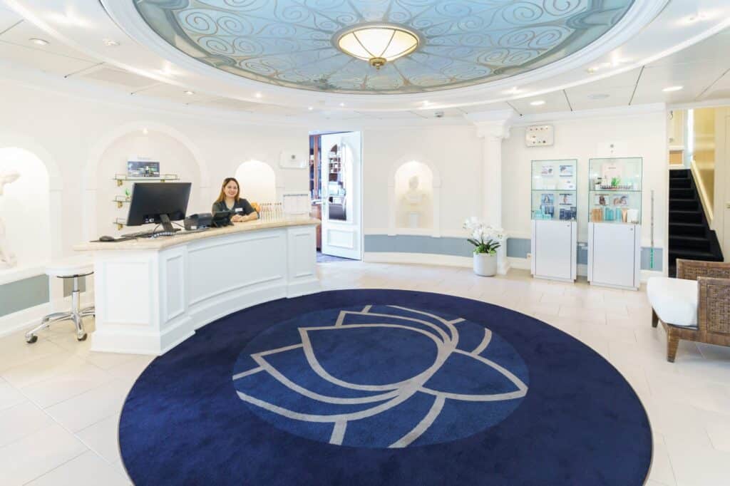 Spa Foyer, Foto: © MS Amera / Phoenix Reisen