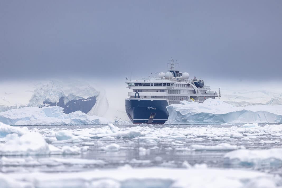 Die SH Diana von Swan Hellenic in der Antarktis. Foto: Swan Hellenic