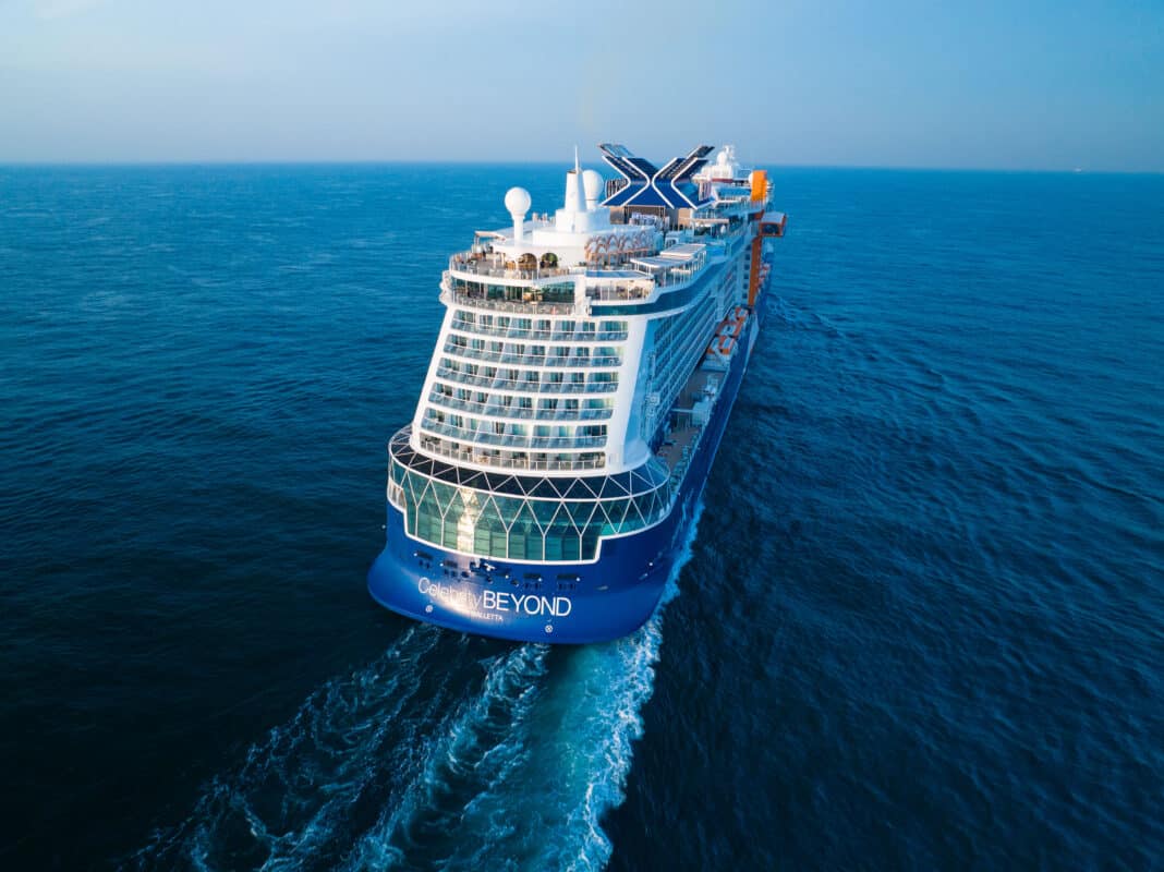 Zwischen Januar und April 2025 geht es mit der Celebrity Beyond gleich auf fünf Touren durch den Panamakanal. Foto: Celebrity Cruises