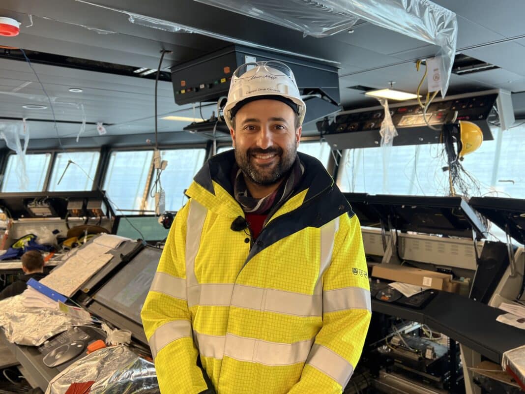 Omar Caruana Kapitän der Mein Schiff 7, Foto: © TUI Cruises