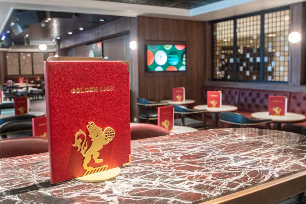 Golden Lion Pup, , Queen Anne, Cunard; Foto: © Tobias Lange-Rüb / CRUCERO  