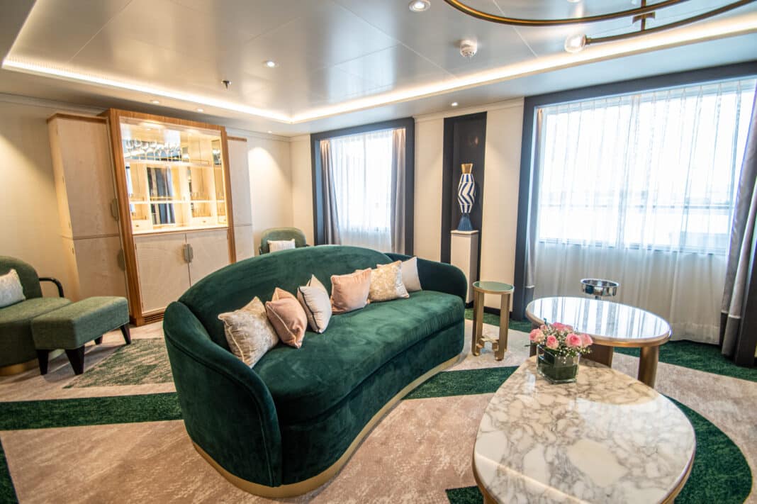 Queens Grill Suite (Master Suite) mit Balkon, Queen Anne, Cunard; Foto: © Tobias Lange-Rüb / CRUCERO