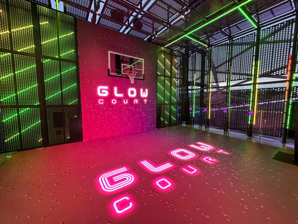 Glow Court, Foto: © Christoph Assies