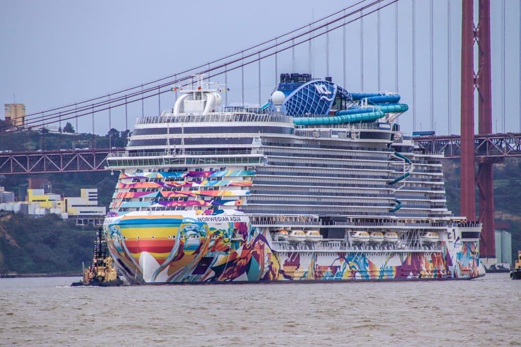 Norwegian Aqua in Lissabon, Foto: © Christoph Assies