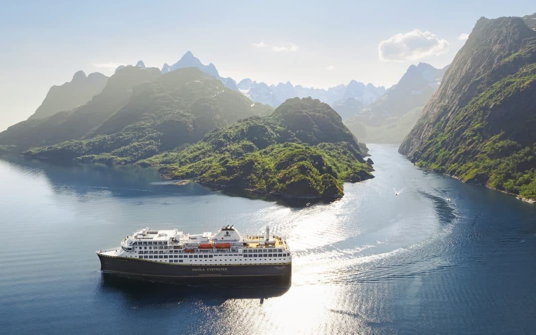 Havila Polaris in Trollfjorden. Foto: © Havila Voyages