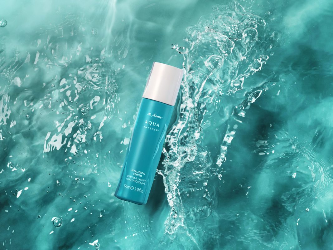 Pflege und Anti-Aging in einem und gleichzeitig dank leichter Textur mit vielen anderen Produkten kombinierbar – das alles kann das Hyaluron-Serum.