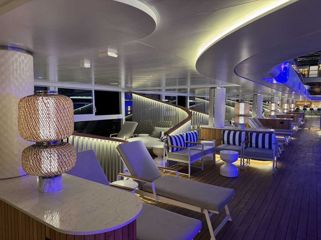 Pool-Deck, Foto: © Christoph Assies