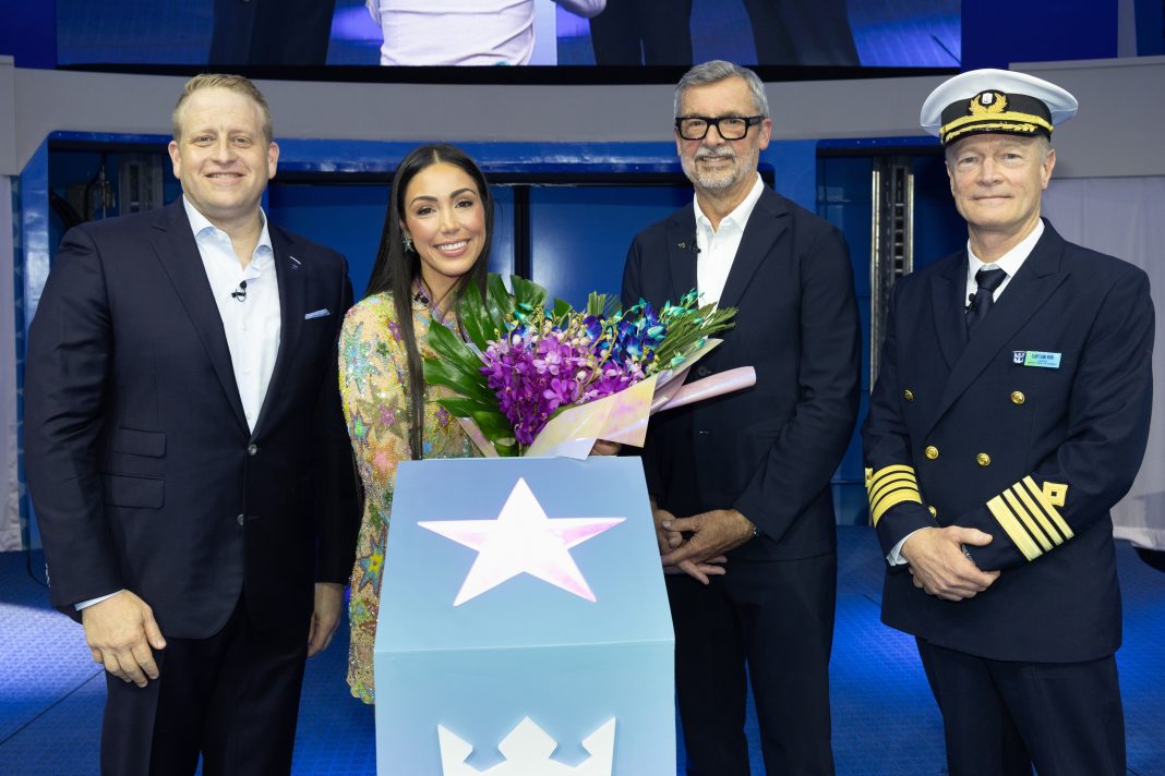 v. l.: Jason Liberty, Präsident und CEO der Royal Caribbean Group, Kellie Gerardi, Taufpatin der Star of the Seas, Michael Bayley, Präsident und CEO von Royal Caribbean, und Kapitän Rob Hempstead. Foto: © sbw-photo