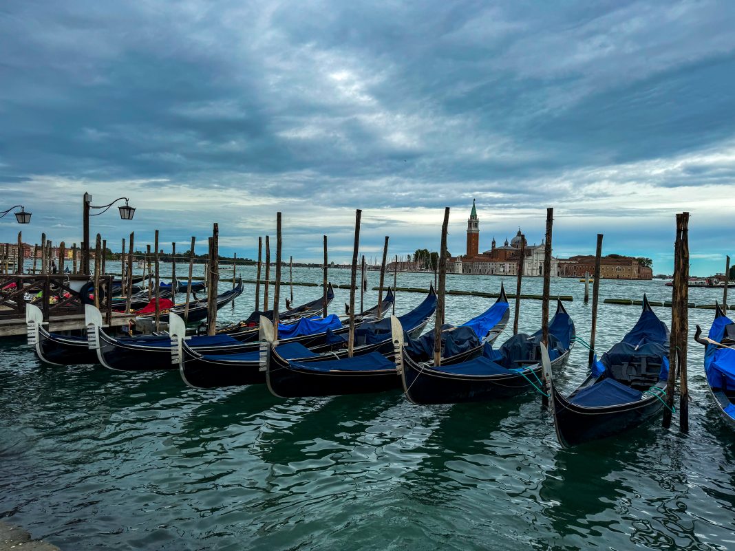 VIVA Cruises startet mit der VIVA Unique, dem zweiten Schiff der 