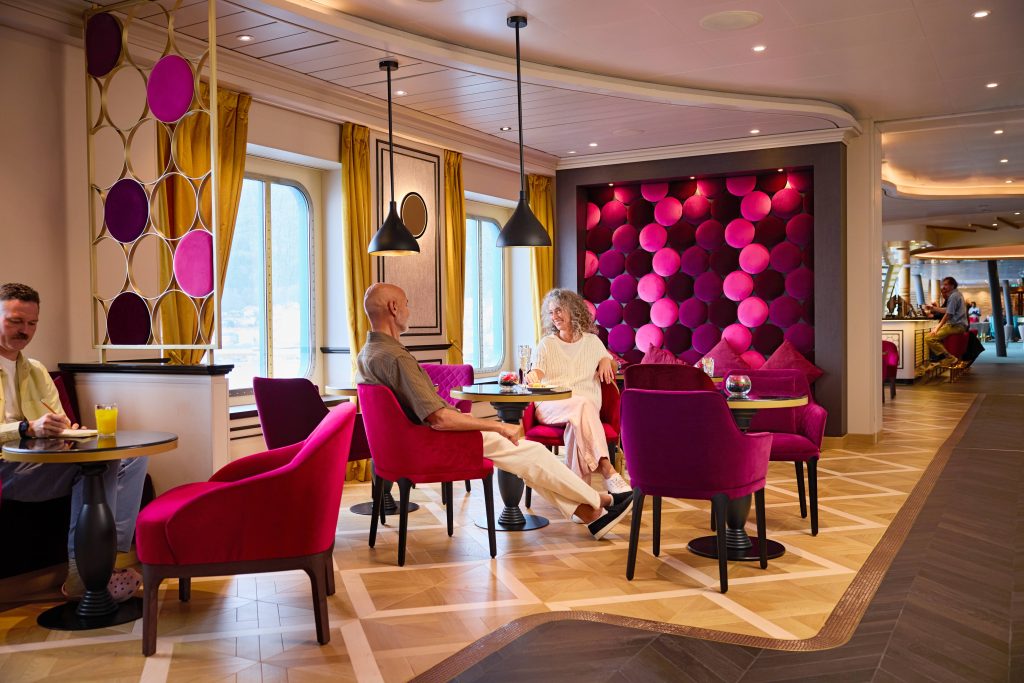 AIDAbella French Kiss, Foto: @ Sonja Tobias / AIDA