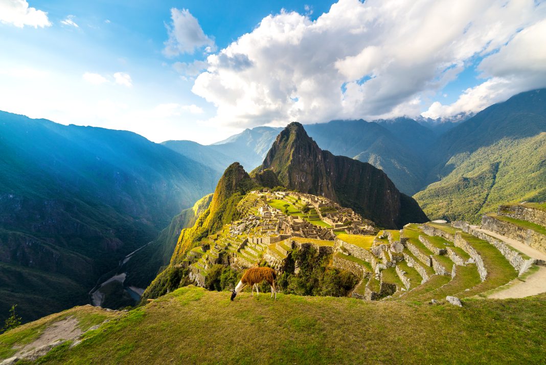 Mit Holland America Line lassen sich unter anderem historische Stätten der Inka-Kultur sowie Machu Picchu erreichen. Foto: © Holland America Line