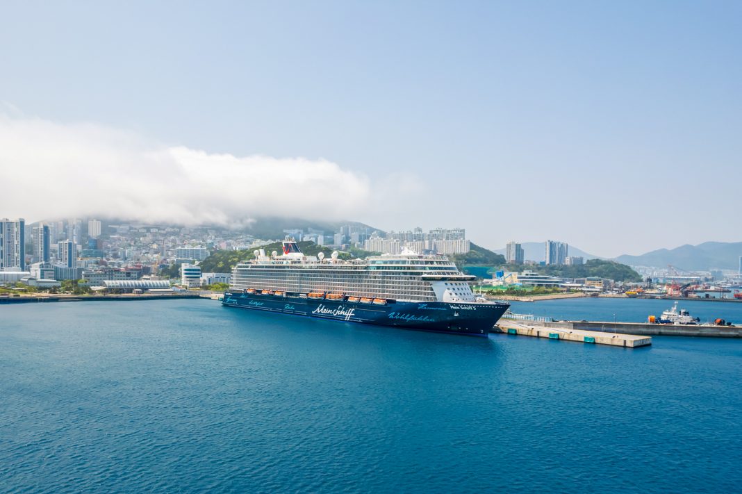 Mein Schiff 5. Foto: TUI Cruises / Fabio Kohler