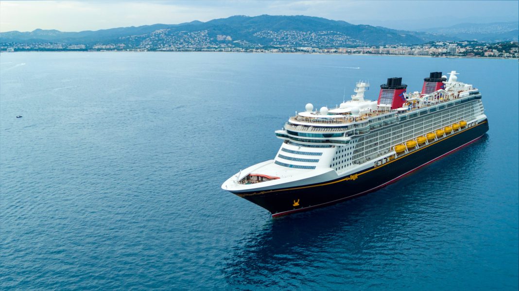 Die Disney Dream im Mittelmeer. Foto: Disney