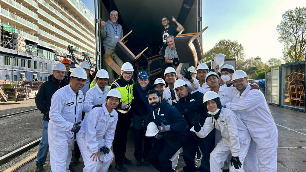 Spende an die Organisation "Der Hafen hilft" von TUI Cruises. Foto: TUI Cruises