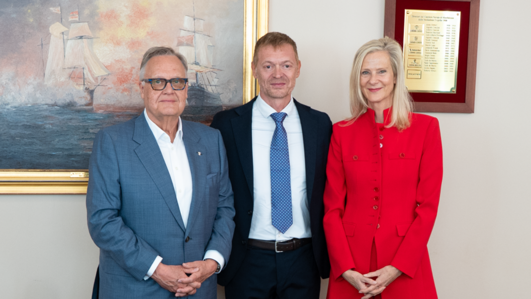 Übergabe der Mein Schiff Flow