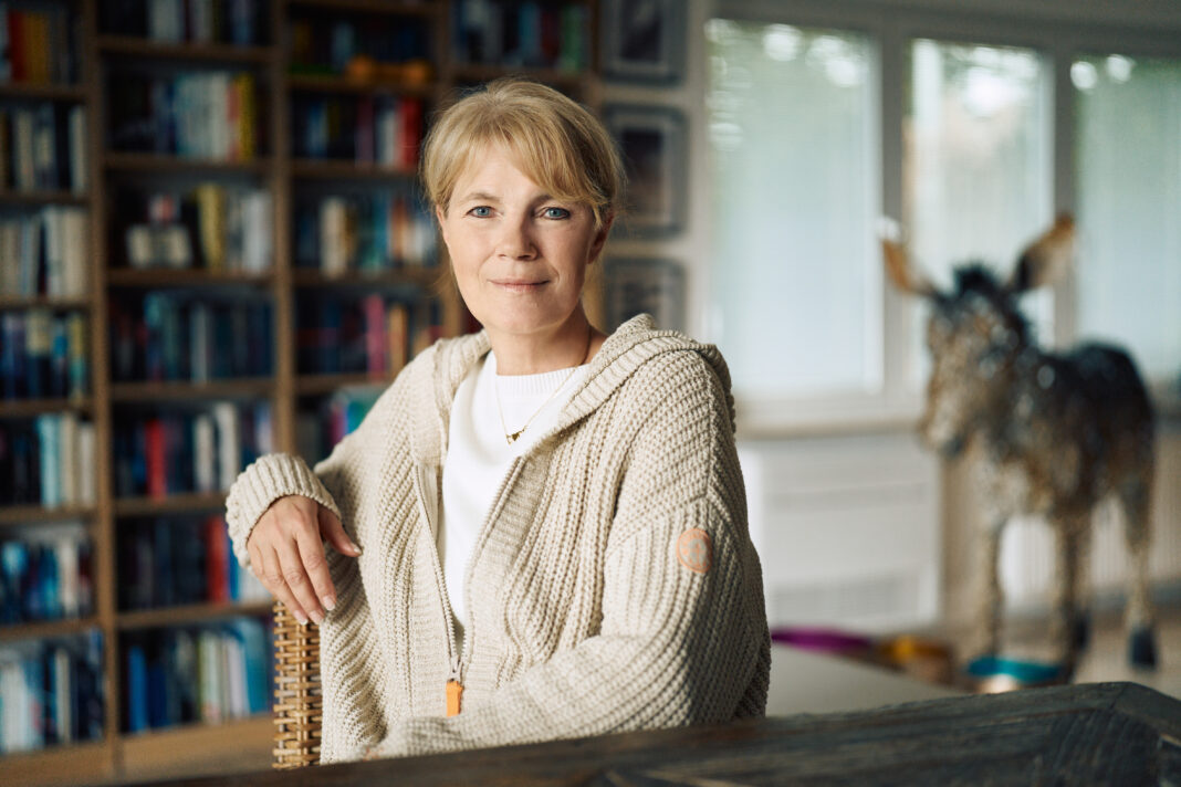 Nele Neuhaus tritt bei der AIDA Crime&Sea Themenreise auf
